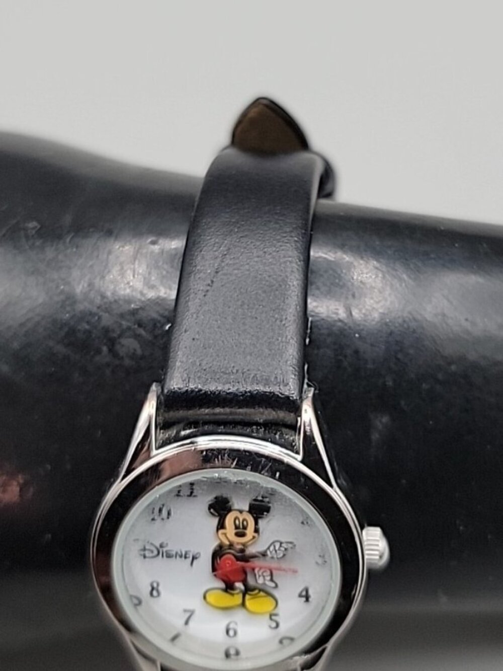 Vintage Disney Mickey Mouse Watch Silver Tone, Hadley-Roma Leather Strap - Runs - Picture 9 of 16